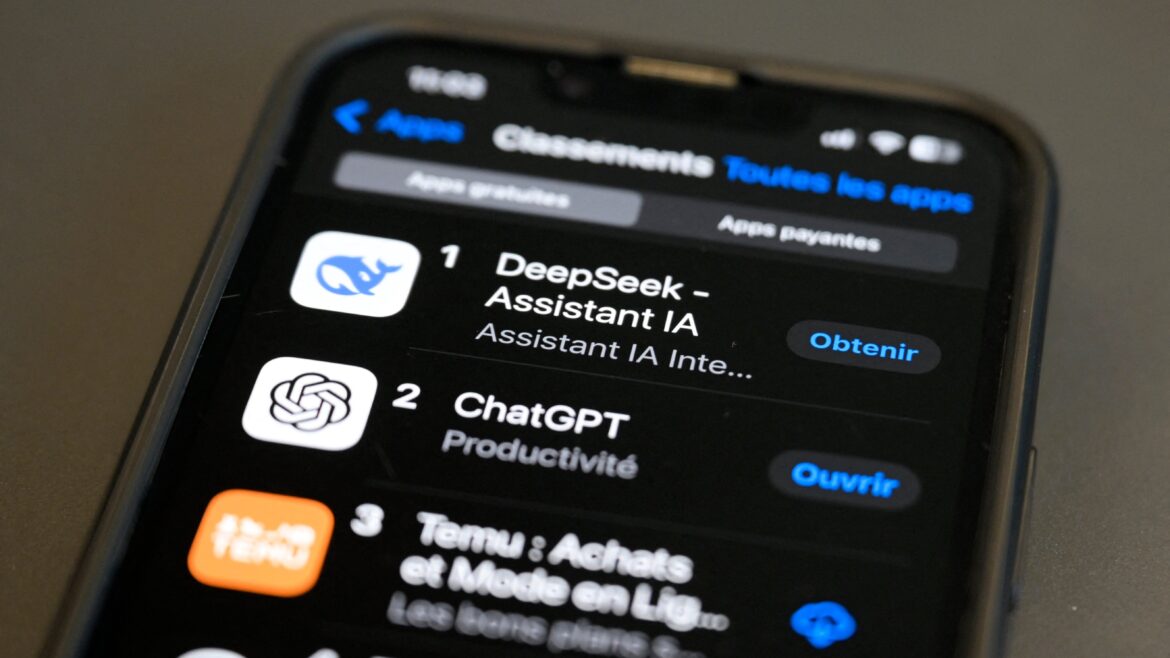 OpenAI desenvolve rede social para treinar inteligência artificial — OpenAI trabalha em rede social inovadora que visa treinar IAs em vez de conectar pessoas, revolucionando a tecnologia.