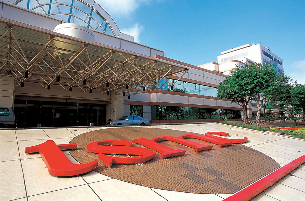 TSMC pode aumentar o preço de chips feitos nos EUA em até 30% — Rumores indicam que TSMC pode aumentar em até 30% os preços dos chips fabricados em sua planta no Arizona, EUA.