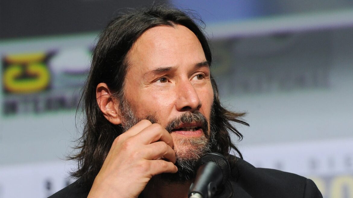A conexão de Keanu Reeves e Sandra Bullock em Velocidade Máxima dos anos 90 — Keanu Reeves e Sandra Bullock viveram um romance não revelado durante Velocidade Máxima nos anos 90 e continuam conectados.