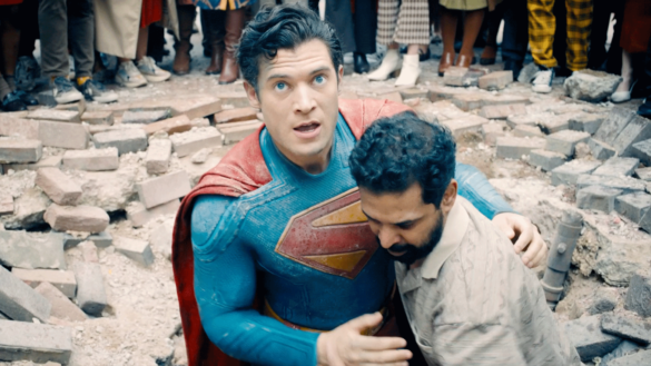James Gunn revela ordem cronológica do novo DCU — James Gunn explica a cronologia do novo DCU, revelando a ordem para Superman, Pacificador, Lanternas e mais produções.