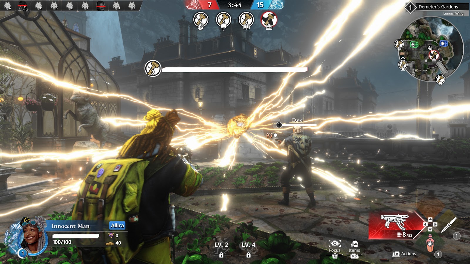 Jogadores enfrentando uma orbe guardiã em Killer Inn