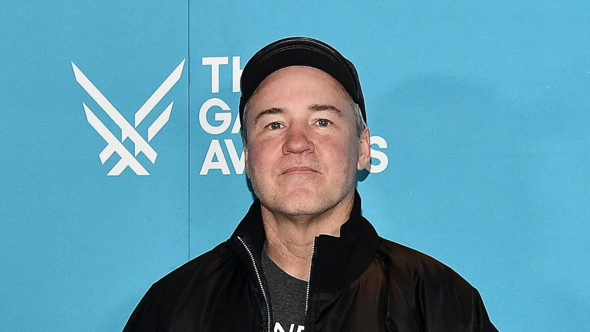 Co-criador de Call of Duty Vince Zampella morre em acidente de carro — Vince Zampella, co-criador de Call of Duty e fundador da Respawn, faleceu aos 55 anos em um trágico acidente de carro.